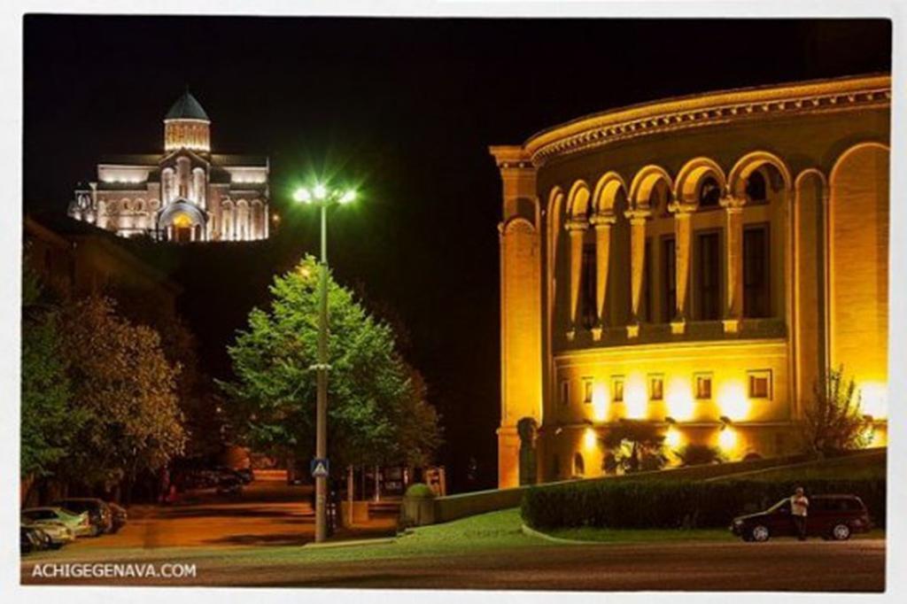 Kutaisi Best Guest House Exterior photo